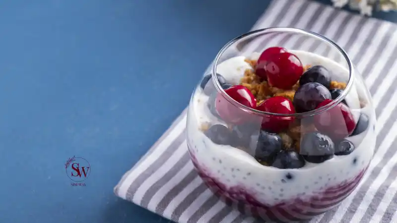 Greek Yogurt with Berries for Diabetes 2