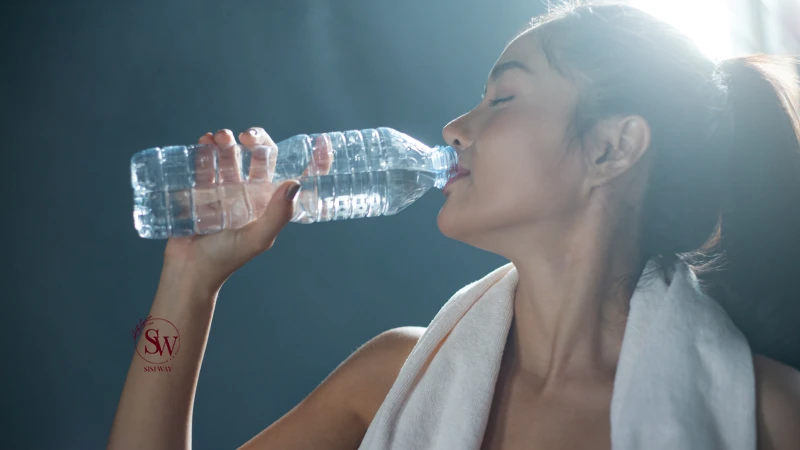 Does Drinking Water Help You Lose Weight?